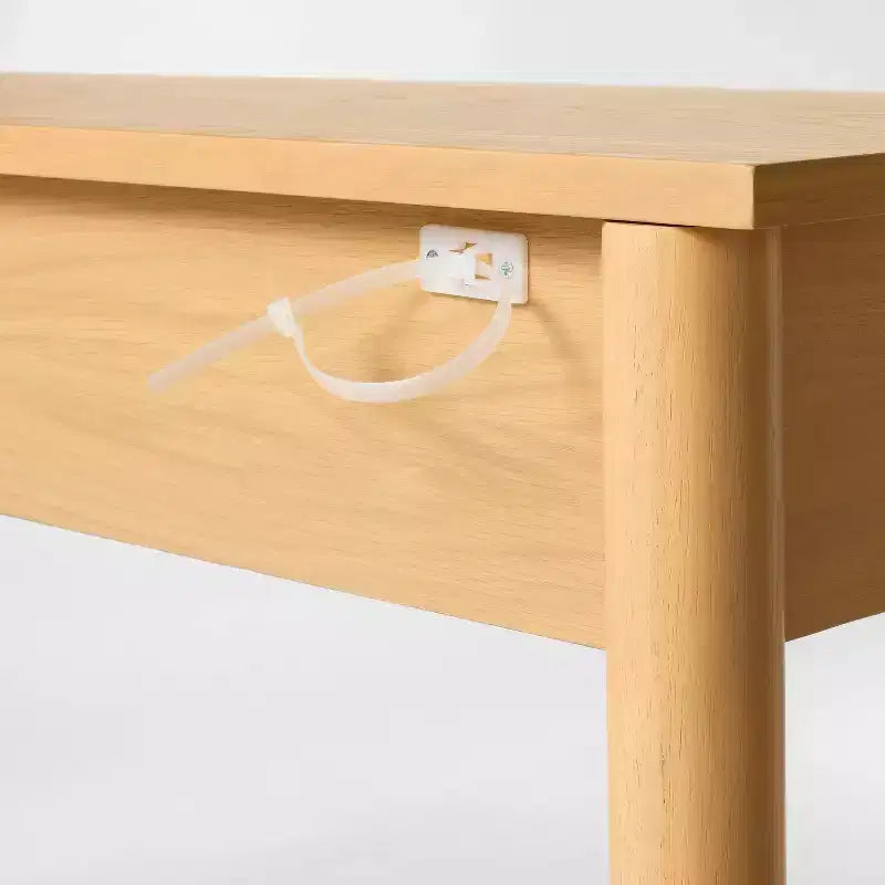 Console moderna in legno da 60", con cassetto, marrone - Threshold™ disegnato con Studio McGee