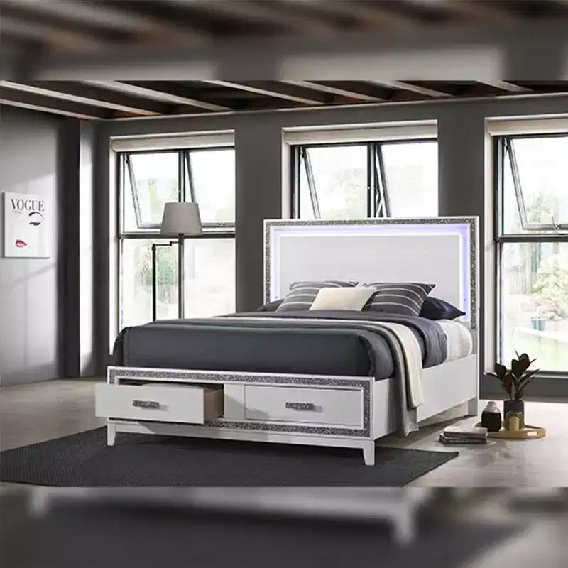Acme Furniture Letto Eastern King da 84" Haiden Finitura Bianca: Rivestimento in Ecopelle, Luce LED, Cassetto Contenitore