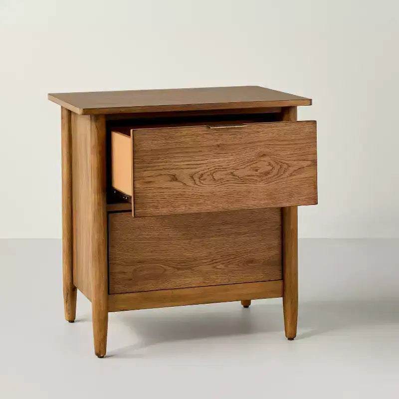 Comodino a 2 Cassetti in Legno e Rattan Quercia Invecchiata - Hearth & Hand™ con Magnolia