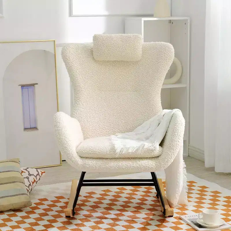Sedia a Dondolo Teddy Tufted con Gambe in Gomma - ModernLuxe