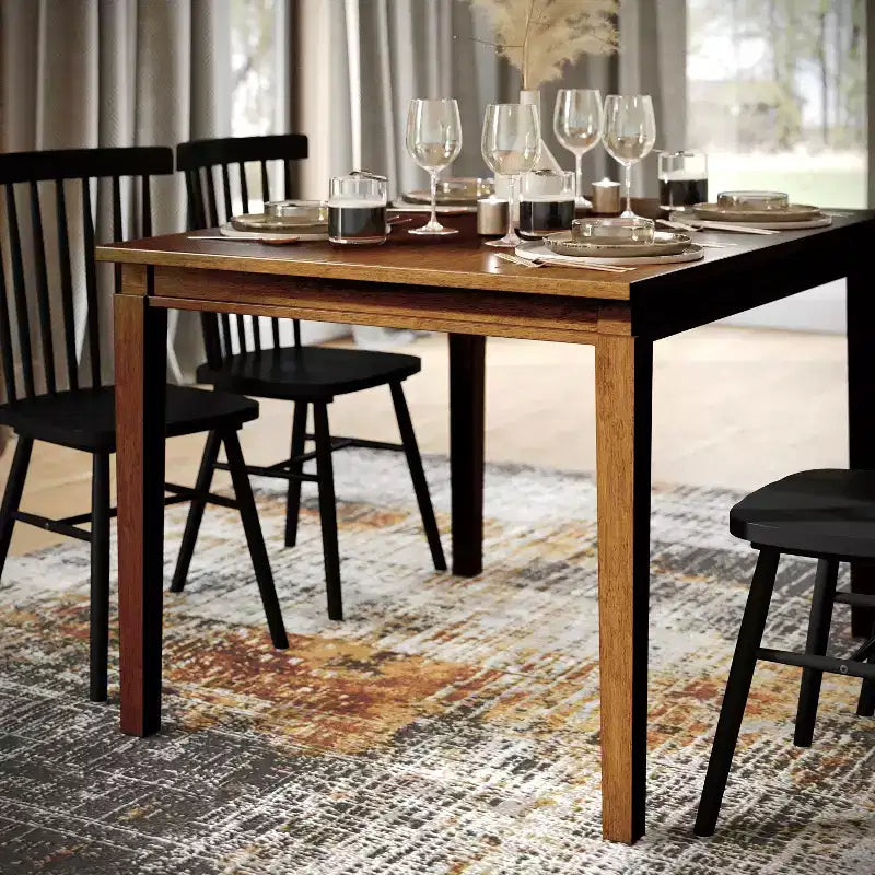 Tavolo da pranzo in legno Merrick Lane con gambe affusolate