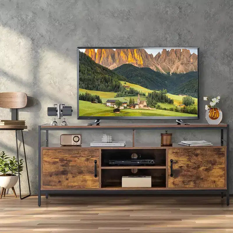 Mobile TV industriale Costway per TV fino a 65'' - Centro multimediale con armadietti e ripiano regolabile