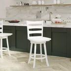 Sgabello da bar Emma and Oliver Classic Ladderback con sedile in legno, altezza da bancone