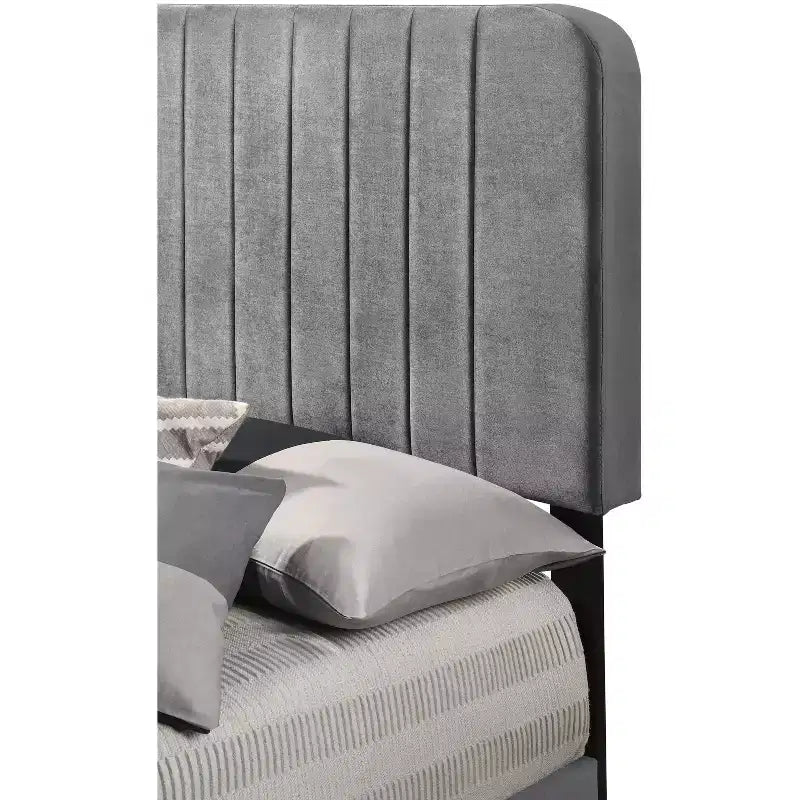 Letto a pannelli gemelli con rivestimento in velluto e trapuntatura a canale Passion Furniture Lodi