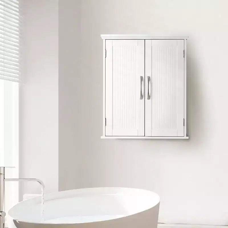 Teamson Home Newport Mobiletto a Parete con 2 Ante, Ripiano Regolabile e Maniglie in Nichel Spazzolato, Bianco