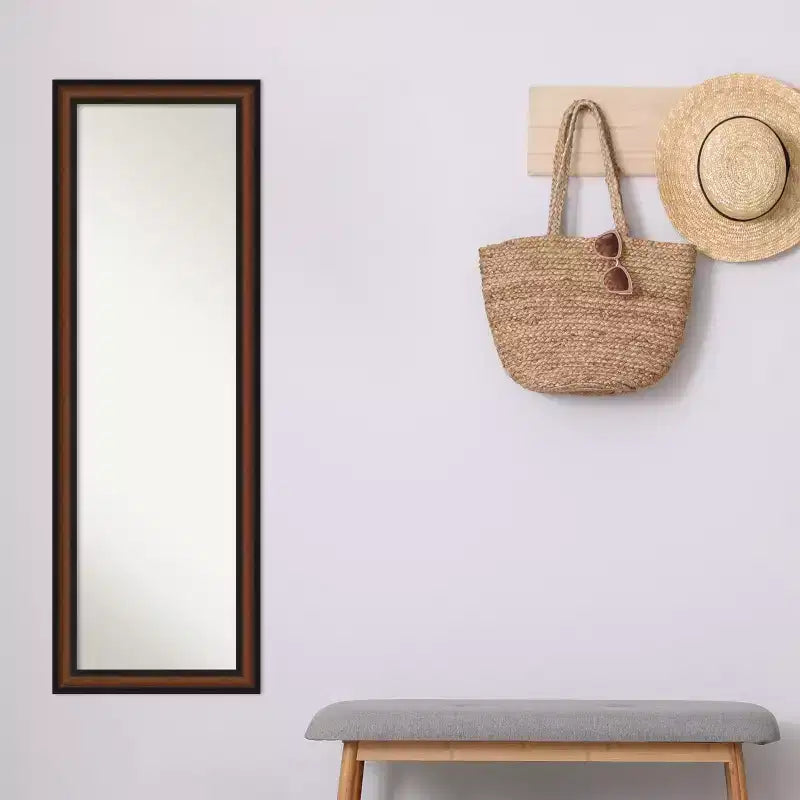 Specchio Amanti Art Yale Walnut Non-Beveled da Appendere alla Porta o a Parete, Lunghezza Intera, 51,5 x 17,5 pollici.