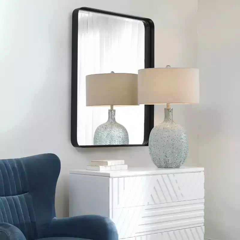 Specchio da Parete Rettangolare Decorativo Uttermost per Vanità, Moderno Smussato con Cornice in Ferro Nero Satinato, 30 Pollici di Larghezza, per Bagno, Camera da Letto, Soggiorno