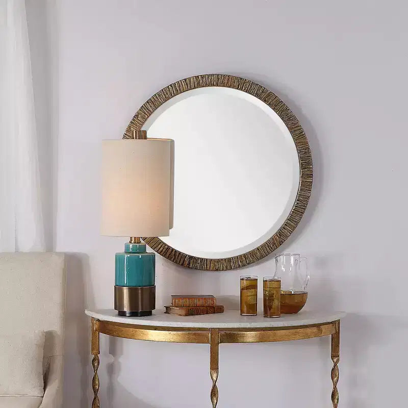 Specchio da parete Uttermost rotondo da bagno o camera da letto, rustico, smussato, con cornice in legno finitura foglia oro anticato, 76 cm di larghezza