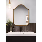 Specchio ad arco in metallo Kate and Laurel Fellows, 18x24, Oro