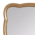 Specchio a forma di conchiglia smerlato in MDF Kate and Laurel Hatherleigh, 24x38, Oro