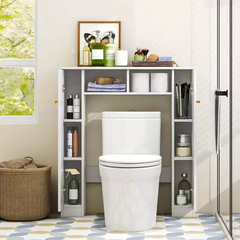 Costway Mobiletto da Bagno Salvaspazio Sopra Water Armadietto WC a 2 Ante con Ripiano Regolabile, Bianco/Naturale