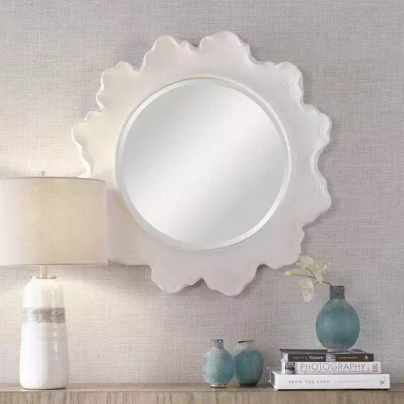 Specchio da parete rotondo Uttermost Sea Coral Matte White 33 3/4