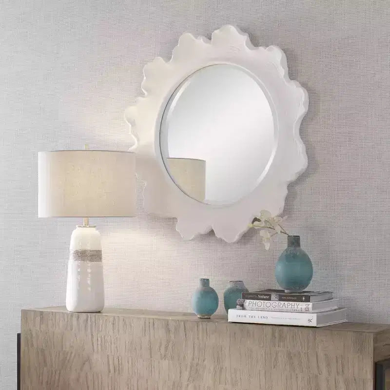 Specchio da parete rotondo Uttermost Sea Coral Matte White 33 3/4