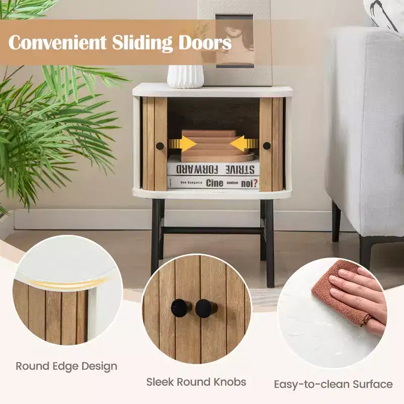 Comodino con anta scorrevole Costway, tavolino portaoggetti in stile moderno di metà secolo con armadietto, bianco anticato/nero