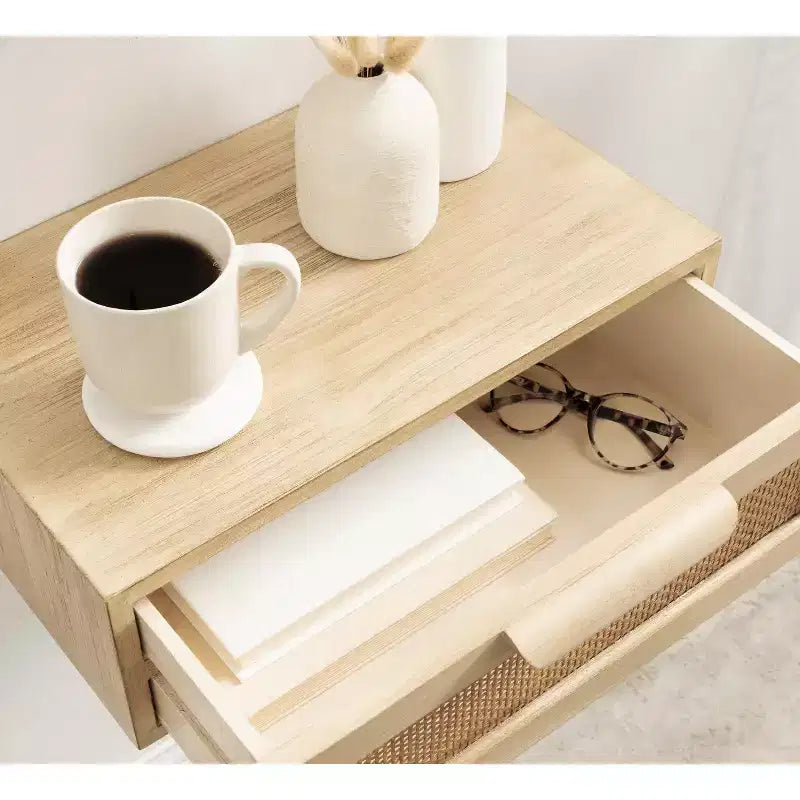 Tavolino sospeso in rattan Kate and Laurel Ori