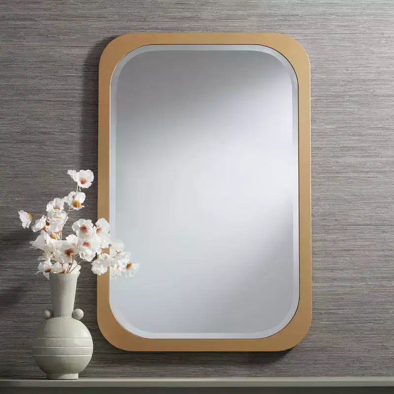 Noble Park Devonshire Specchio da Parete Rettangolare con Bordo Smussato, con Cornice Dorata, 71 cm di Larghezza, per Bagno, Camera da Letto, Soggiorno