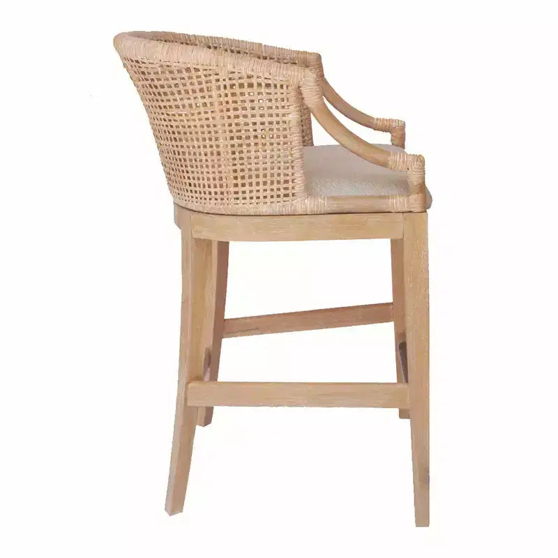Sgabello da bar Martha Stewart 25 Playa in rattan fatto a mano, altezza bancone
