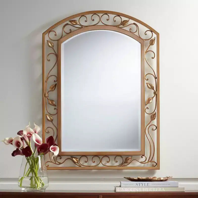 Specchio da parete Noble Park Eden Park Arch Top Vanity, vetro bisellato vintage francese, cornice in metallo dorato con motivo a vite e fiori, larghezza 25 pollici, per bagno