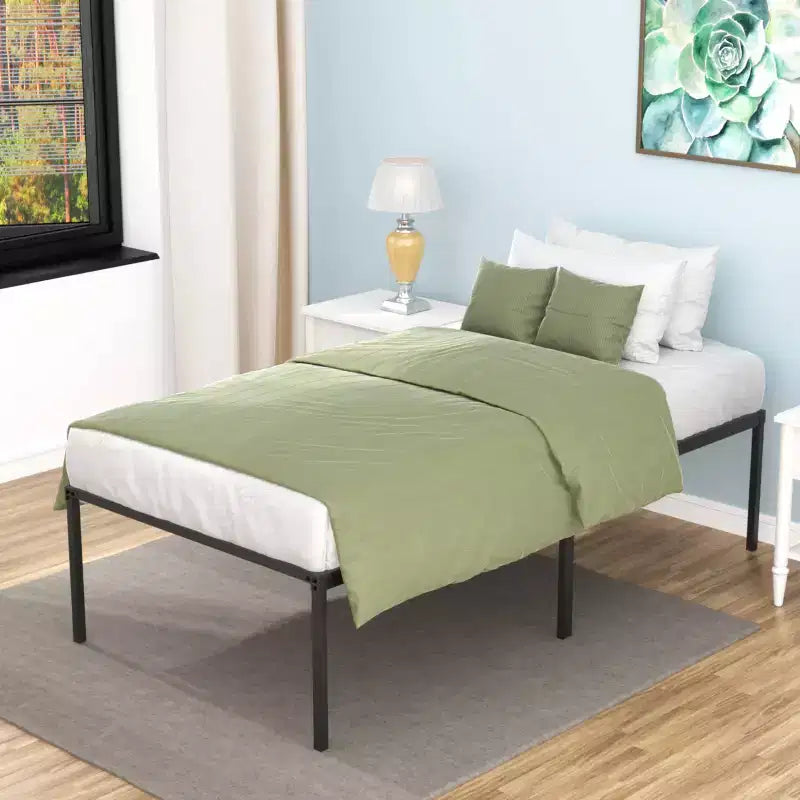Letto a piattaforma Landdream con struttura in metallo e doghe in acciaio, nero, di 24/7 Shop At Home