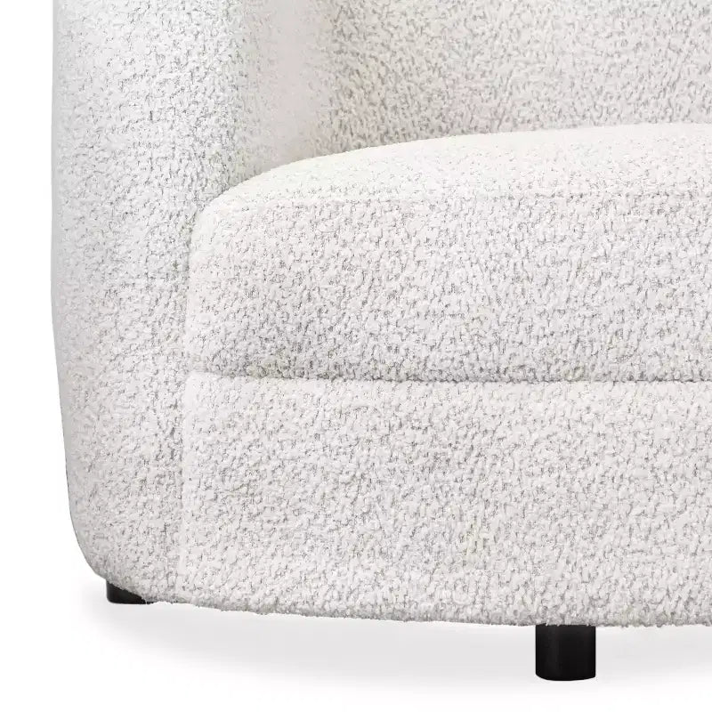HOMES: Inside + Out Divanetto curvo Pinehush Boho in tessuto Bouclé da 63,75" con cuscini a molle insacchettate