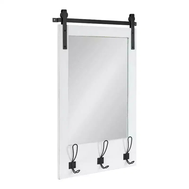 Specchio da parete funzionale Cates 18 x 28 - Kate & Laurel All Things Decor