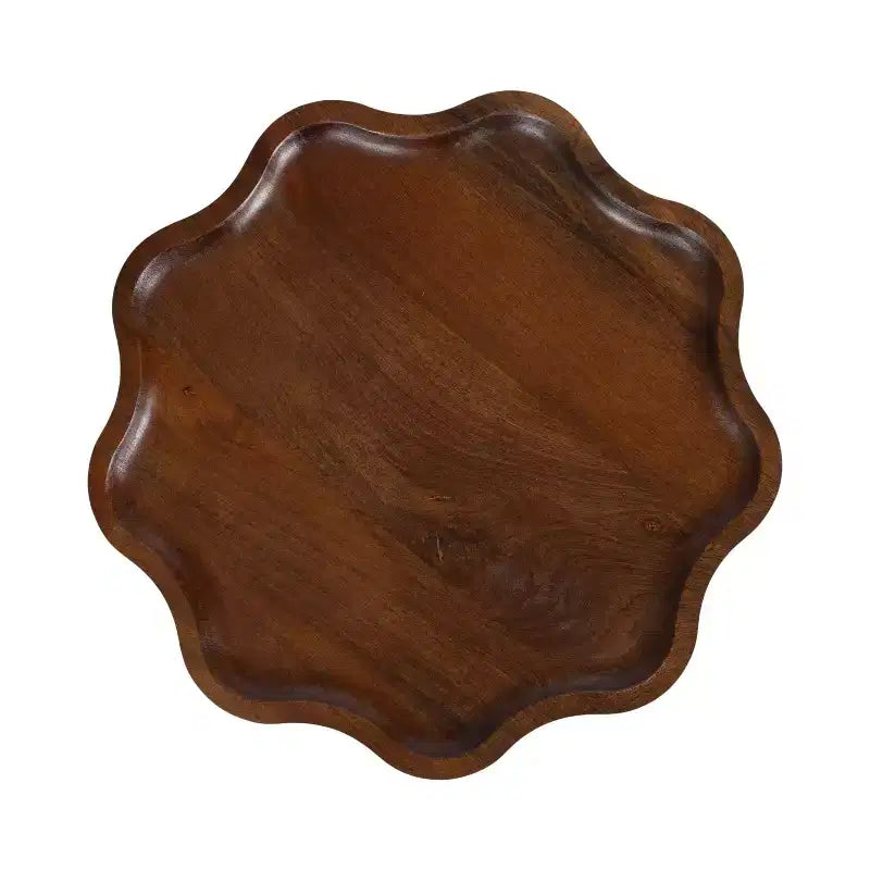 Tavolino in legno smerlato Alezar di Kate e Laurel