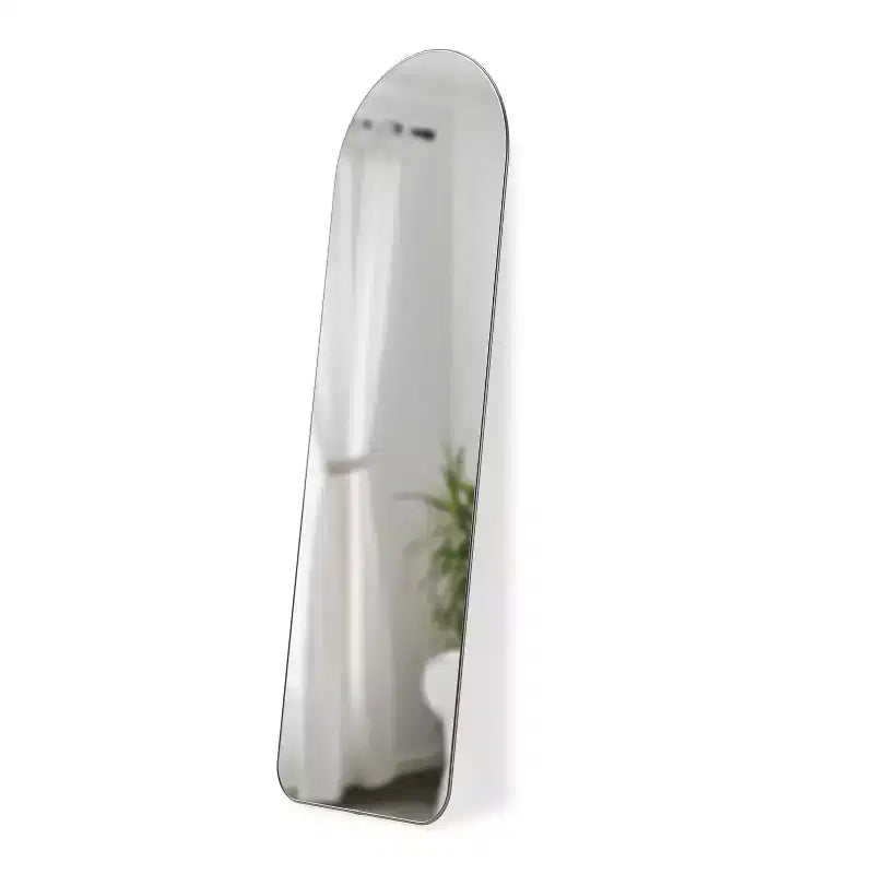Specchio decorativo da parete obliquo 20 x 62 Hubba ad arco - Umbra