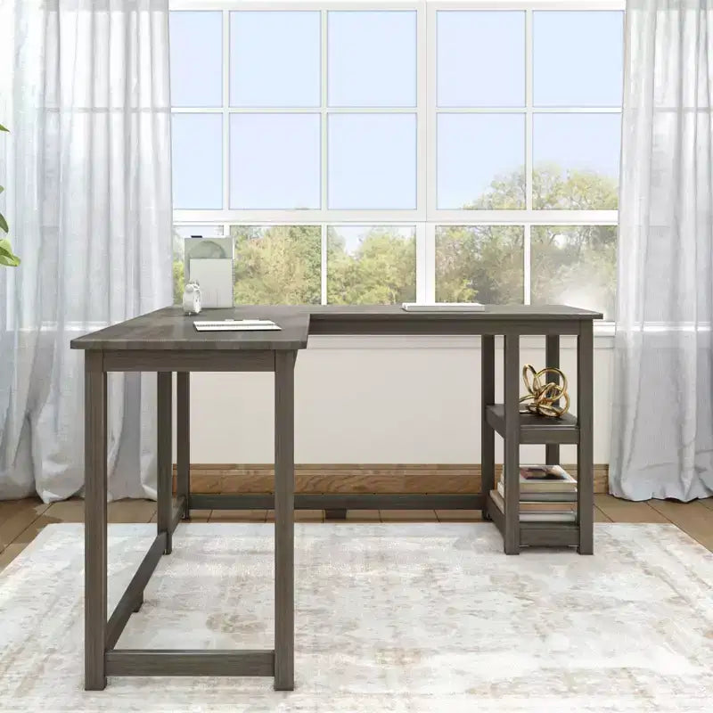 Scrivania ad angolo in legno massello Plank+Beam per ufficio, gaming, computer con mensole portaoggetti
