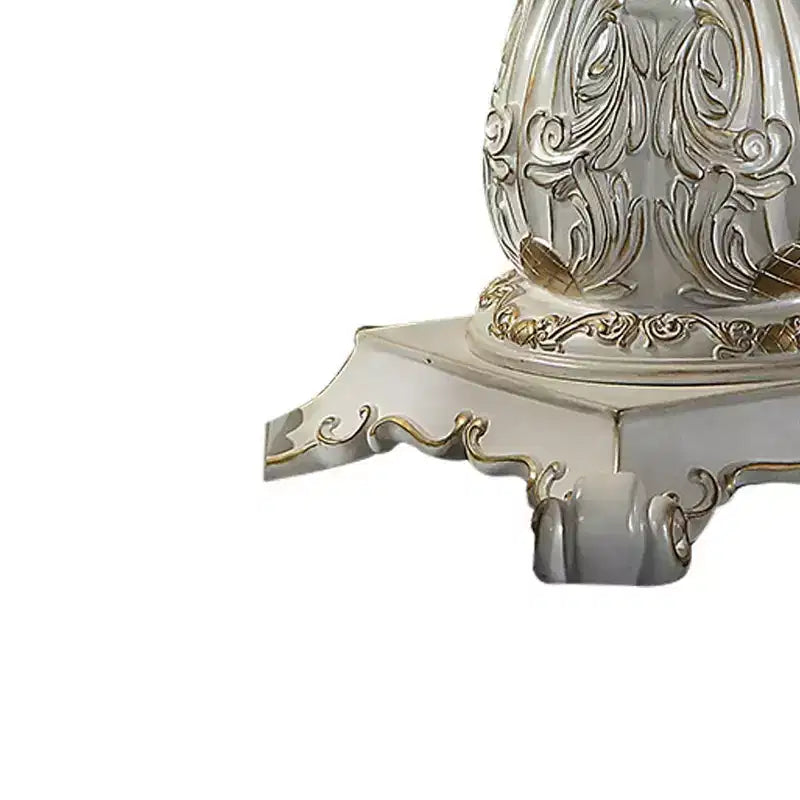 Tavolo da pranzo Vendome con finitura perlata anticata - Acme Furniture