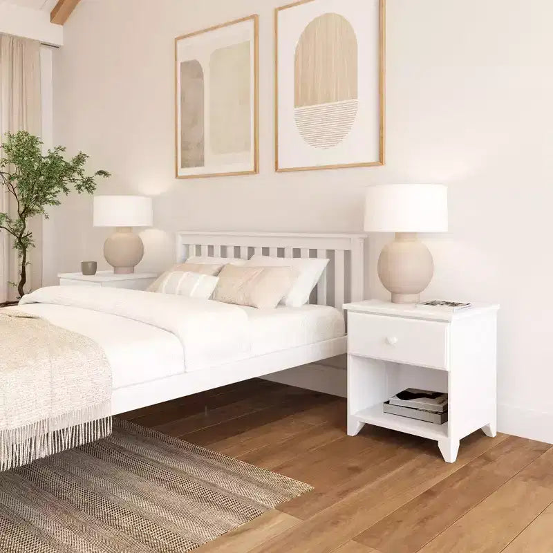 Comodino Plank+Beam in legno massello con 1 cassetto per camera da letto