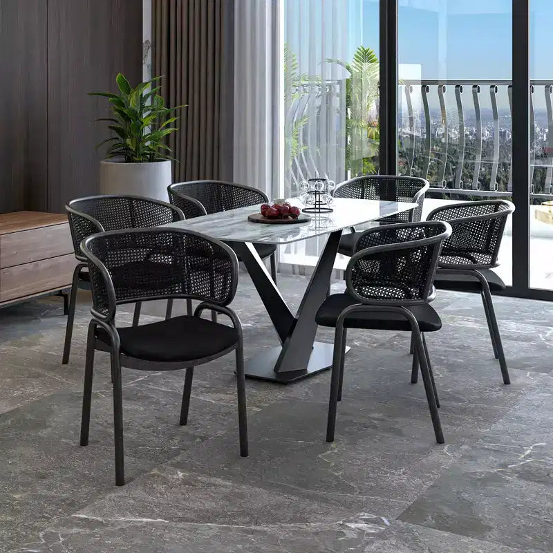 LeisureMod Ervilla Sedia da Pranzo Moderna – Comoda Poltrona Imbottita con Braccioli e Gambe in Ferro Nero, per Cucina, Sala da Pranzo, Caffè, Ristorante