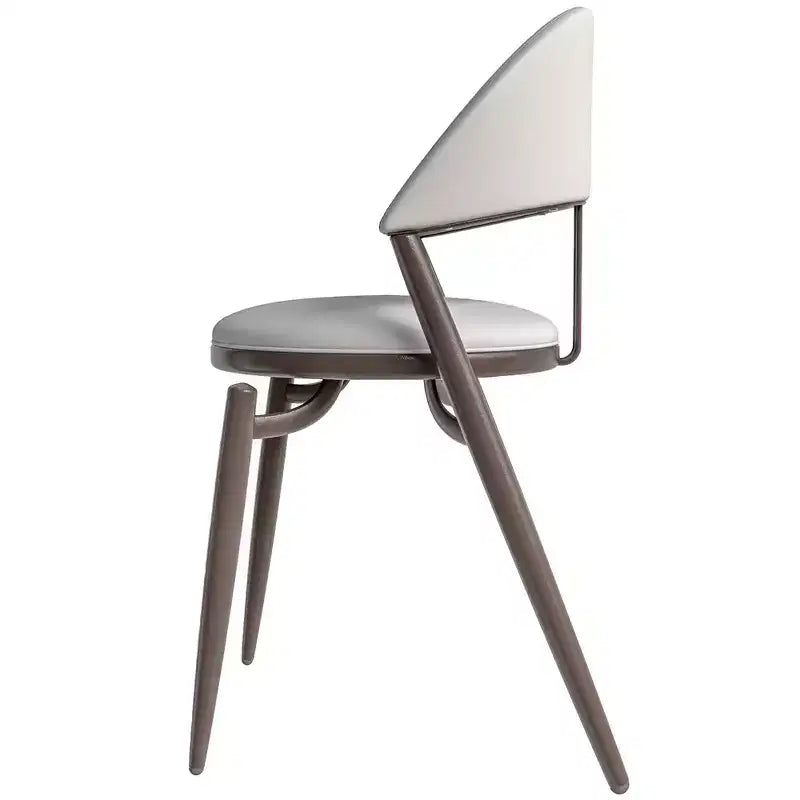 LeisureMod Venice Sedia da pranzo moderna in pelle, sedia laterale con schienale aperto imbottita, gambe in metallo, perfetta per sala da pranzo di metà secolo, nessun montaggio