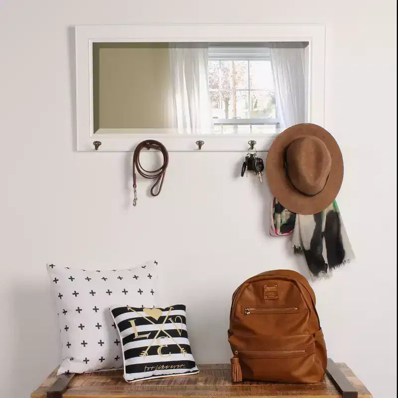 Specchio da Pub 36 x 18 con Ganci in Metallo - DesignOvation