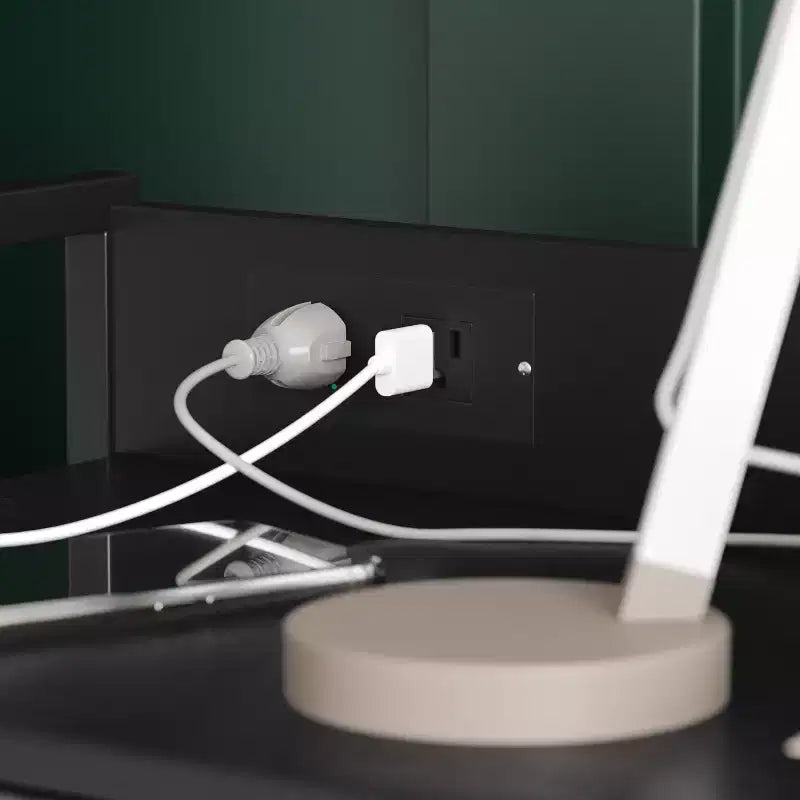 Comodino Emma e Oliver con 4 Cassetti in Tessuto, Stazione di Ricarica con 2 Porte USB/Presa di Corrente, Piano in Legno Ingegnerizzato, Maniglie in Legno, Struttura in Metallo