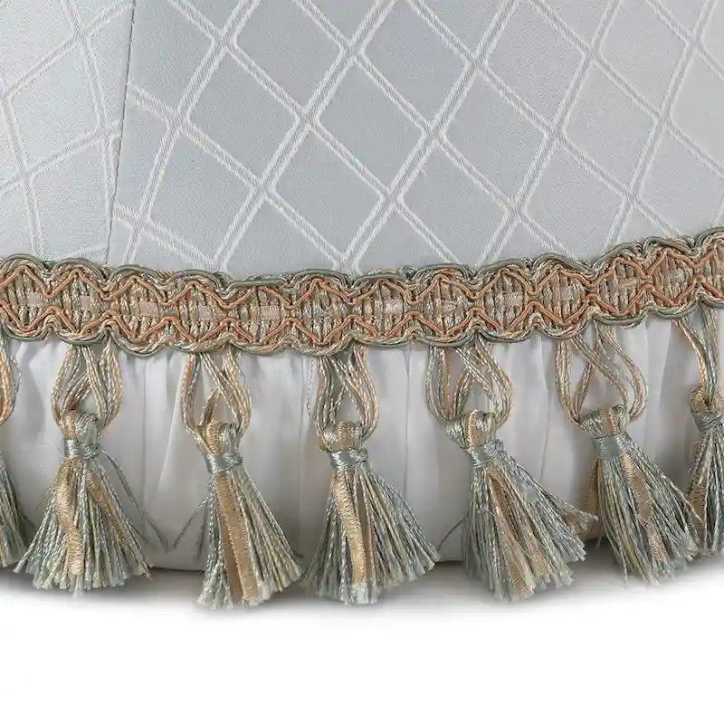 Sgabello/ottomana imbottito a clessidra con bordo decorativo in corda