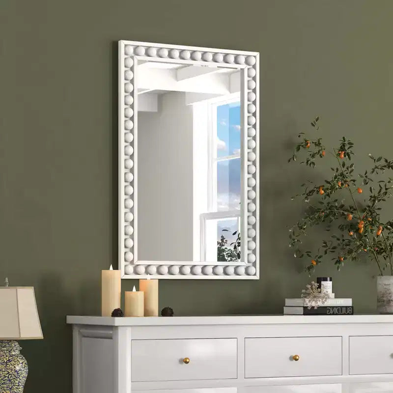 Costway Specchio da parete decorativo rustico 24 x 36 con cornice in legno massello con perline per soggiorno, marrone/bianco