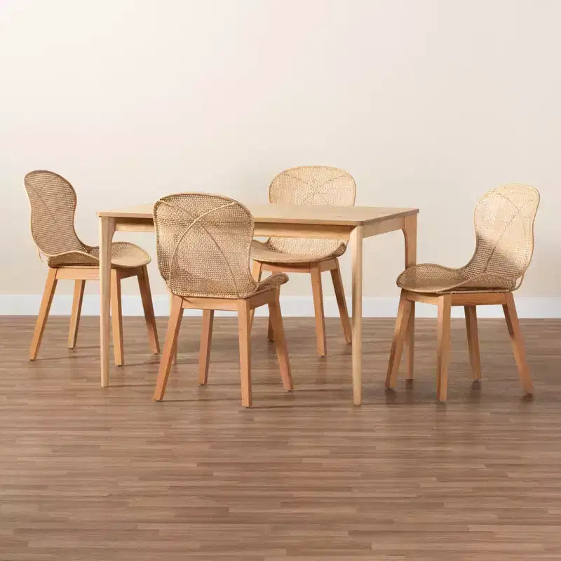 Set da pranzo Baxton Studio Sabelle Japandi in legno e rattan, 5 pezzi