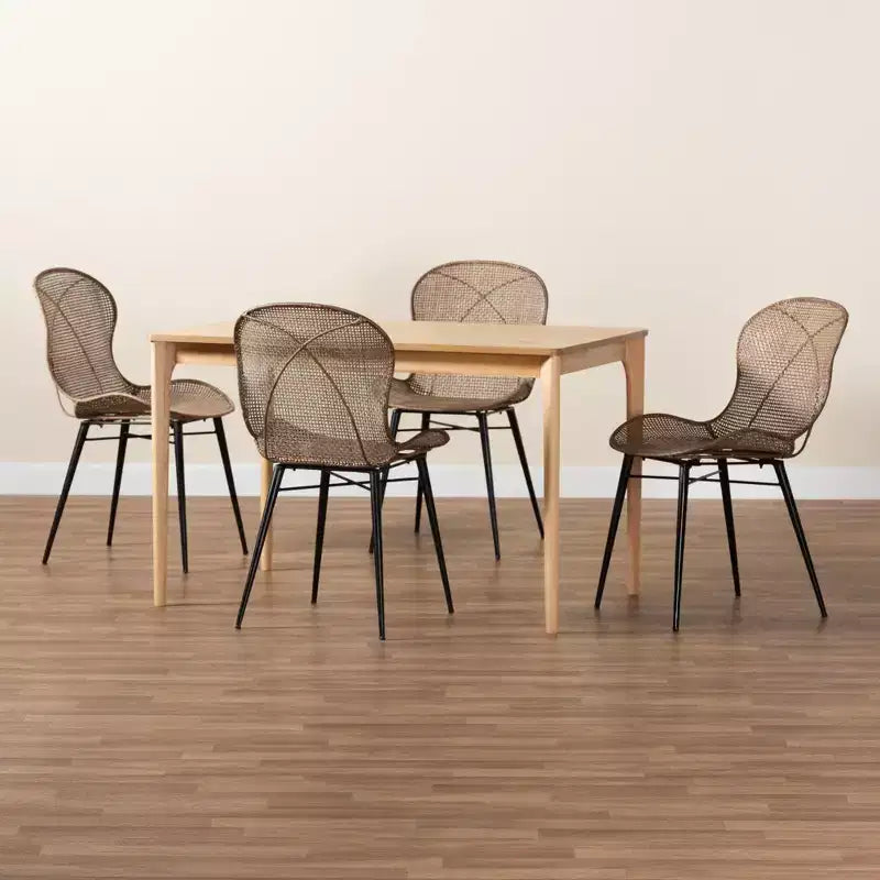 Set da pranzo Baxton Studio Sabelle Japandi in legno e rattan, 5 pezzi