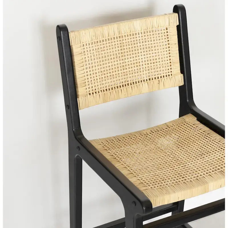 Sgabello da bar in rattan con struttura in legno di teak