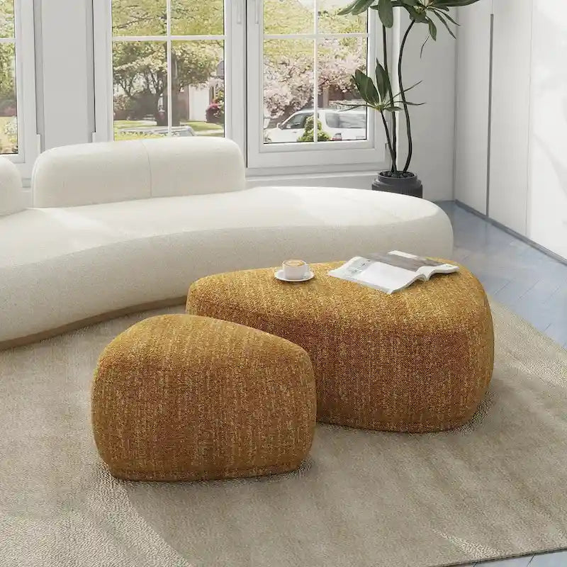 Poggiapiedi rotondo triangolare in tweed giallo senape/pelle marrone chiaro, 2 posti a sedere