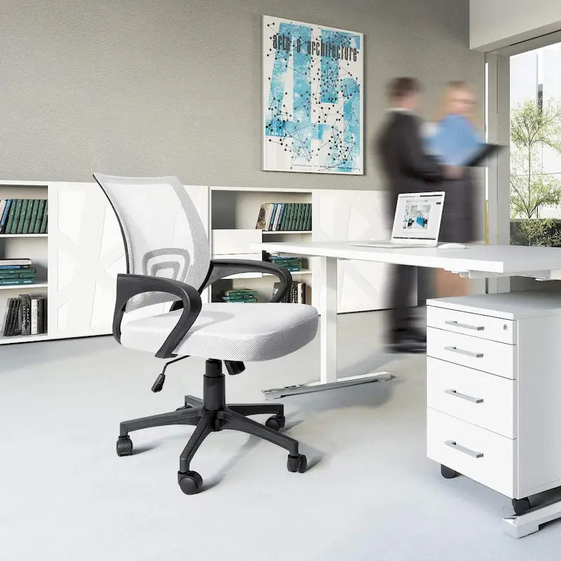 Sedia da scrivania ergonomica in rete con braccioli, girevole, regolabile per ufficio