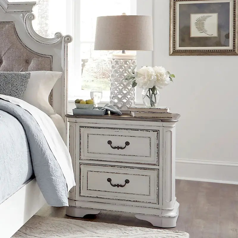Comodino tradizionale a 2 cassetti Antique White / Weathered Bisque, 1 persona