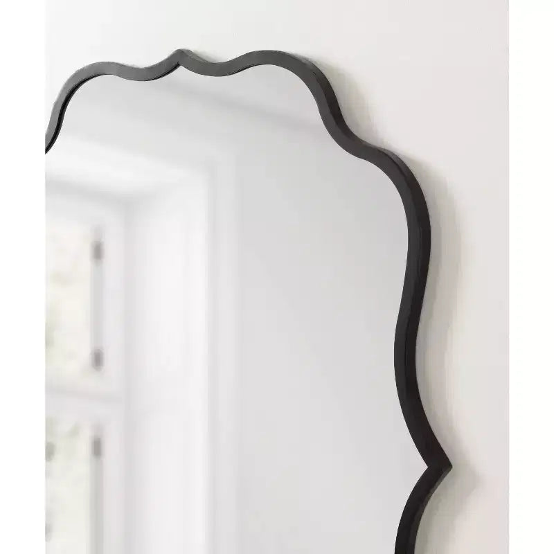 Specchio da parete con cornice Higby 24 x 30 - Kate & Laurel All Things Decor