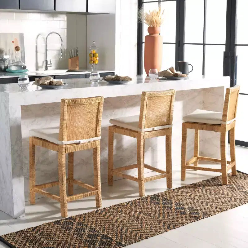 Sgabello da bancone Tojo con cuscino - BST6502 - Bianco/Naturale - Safavieh