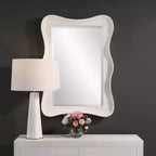 Specchio rettangolare ondulato Whitehaven di Uttermost