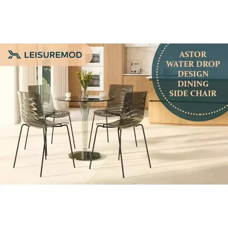 LeisureMod Astor Sedie da pranzo in plastica, set da 4, design a onde d'acqua con gambe in acciaio inossidabile nero, sedie moderne d'accento per cucina, sala da pranzo