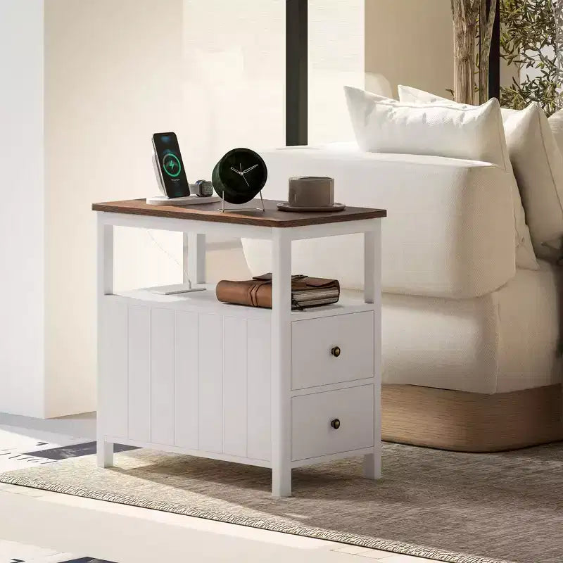 Tavolino laterale stretto HOMCOM con stazione di ricarica e porte USB per soggiorno, tavolino moderno con cassetti, ripiano