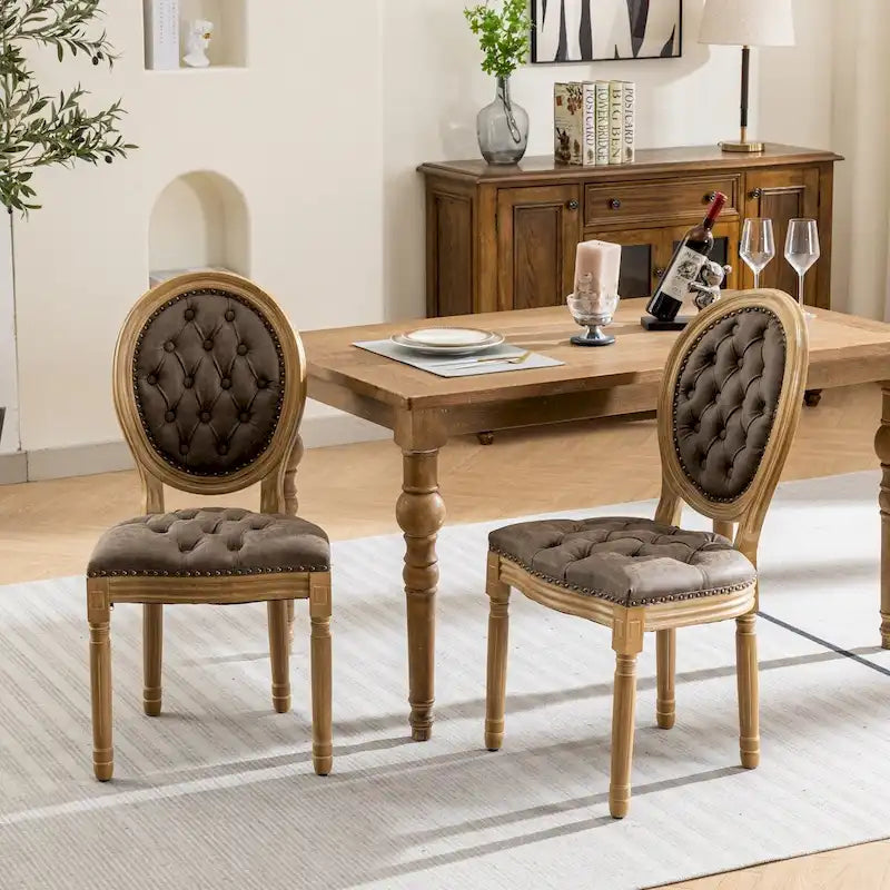 Sedia da pranzo con struttura in legno e borchie, set da 2
