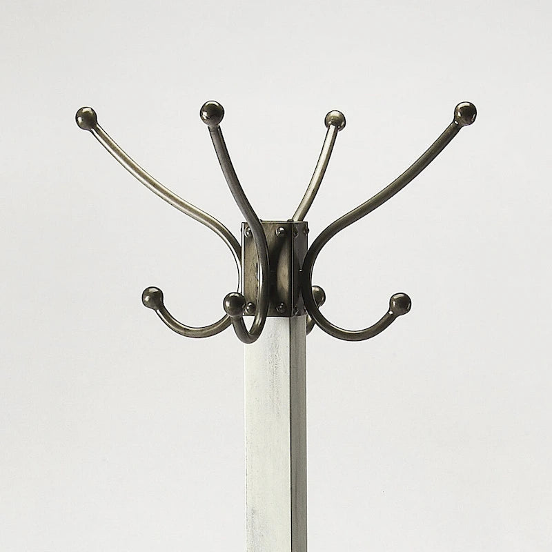 Appendiabiti moderno in legno e ferro con quattro ganci doppi.