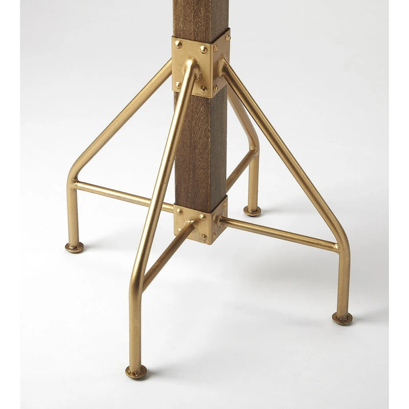 Appendiabiti moderno in legno e ferro con quattro ganci doppi.